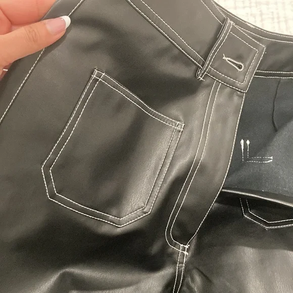 Faux Leather wide leg - Picture 3 of 3